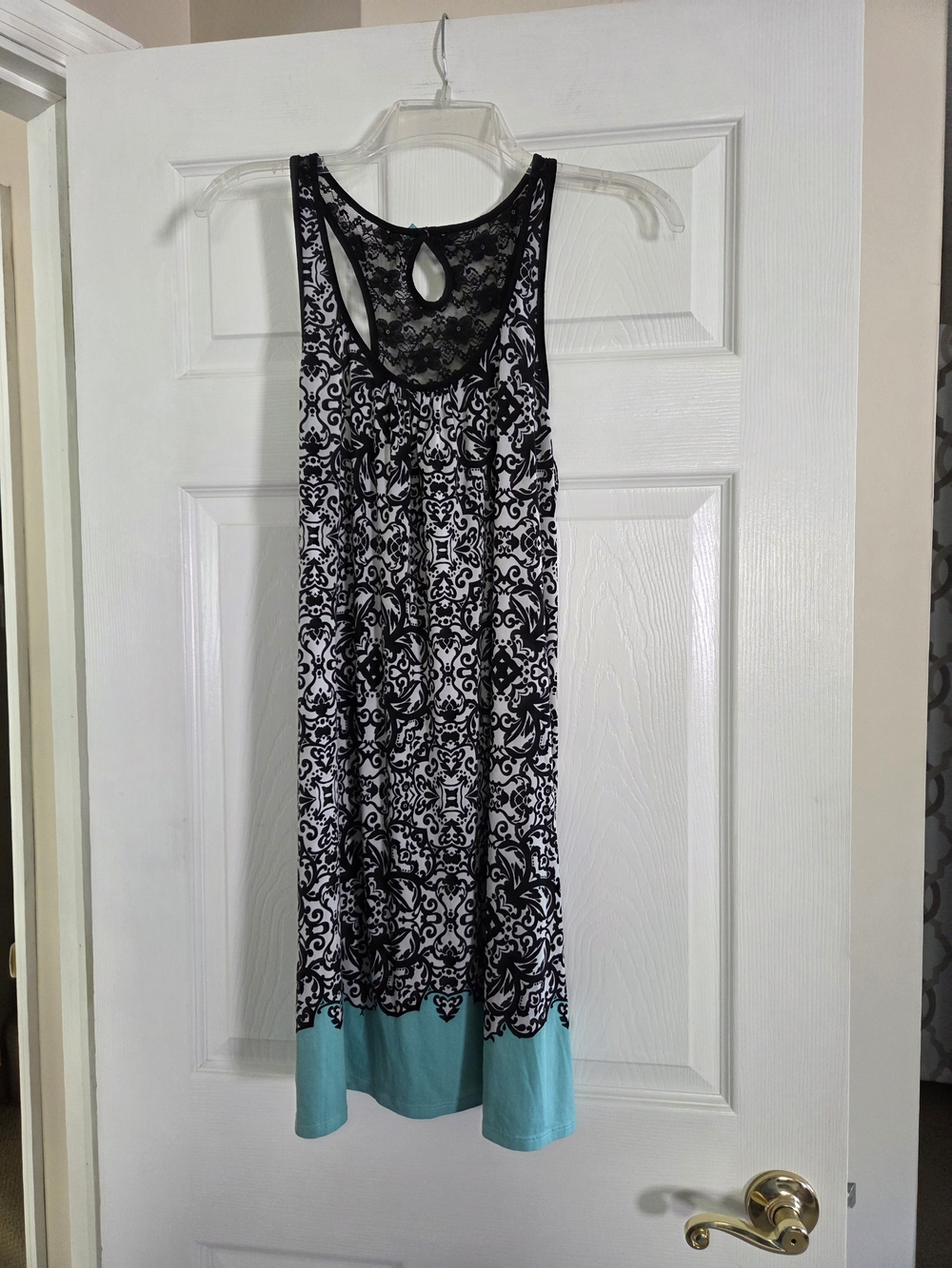 Apt. 9 Black & White Patterned Chemise with Teal Hem